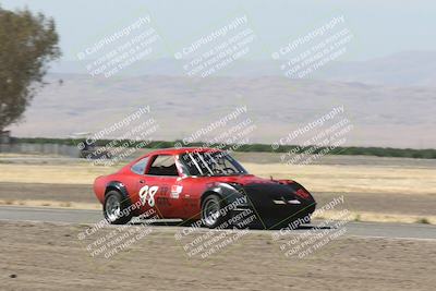 media/Jun-02-2024-CalClub SCCA (Sun) [[05fc656a50]]/Group 5/Qualifying/